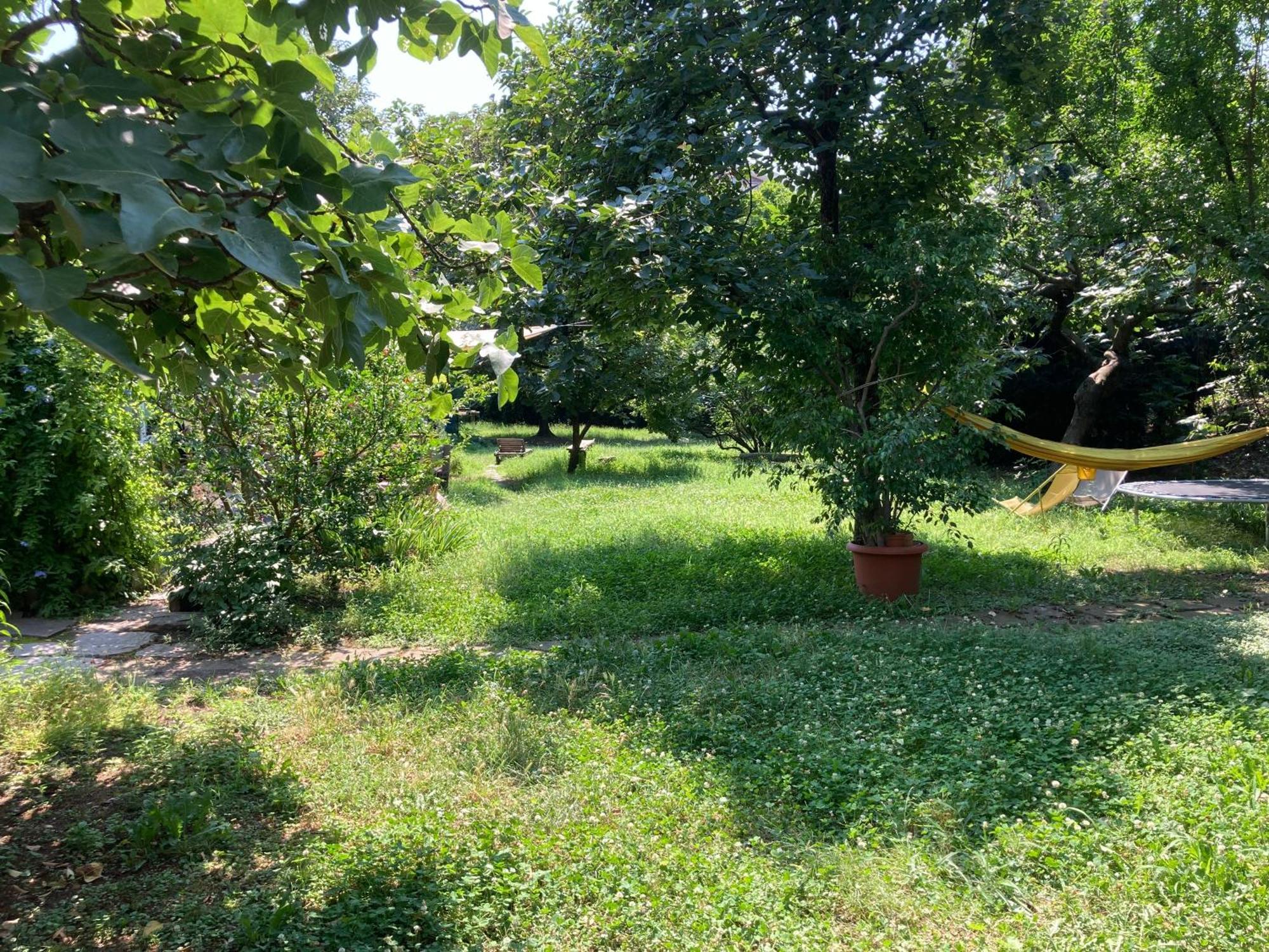Green Oasis On Water In The Center Of Milano Eksteriør billede